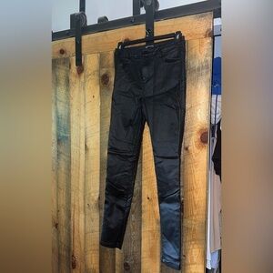 apperloth stretchy pants